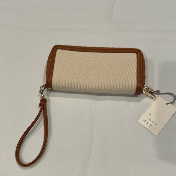 a new day Handbags - A New Day Tan and Cream Wristlet Wallet